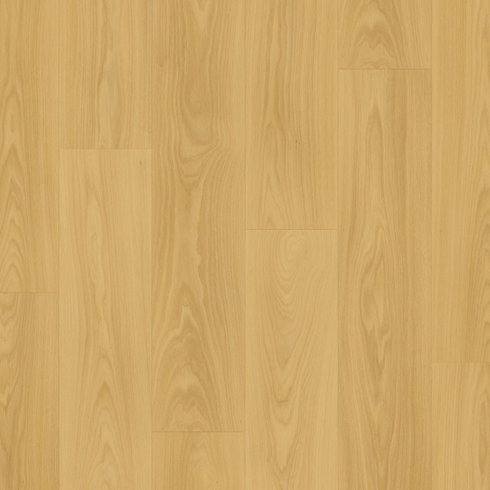 Quick-Step Classic laminate flooring planks with wood grain texture, showcasing a warm, natural wood finish.